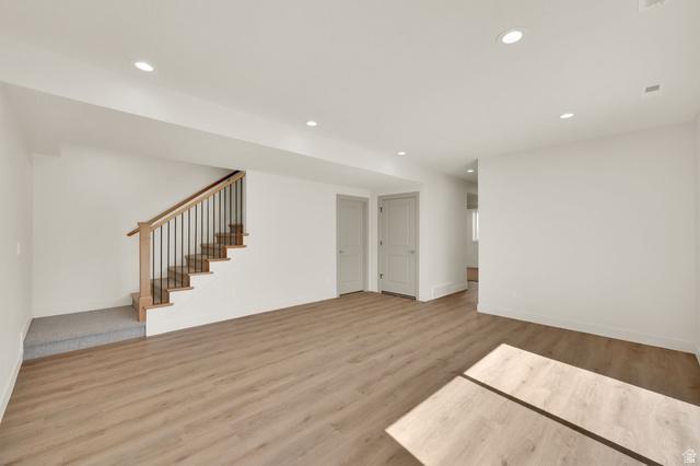 Saratoga Springs, Utah, 84045, United States, 6 Bedrooms Bedrooms, ,4 BathroomsBathrooms,Residential,For Sale,2047947