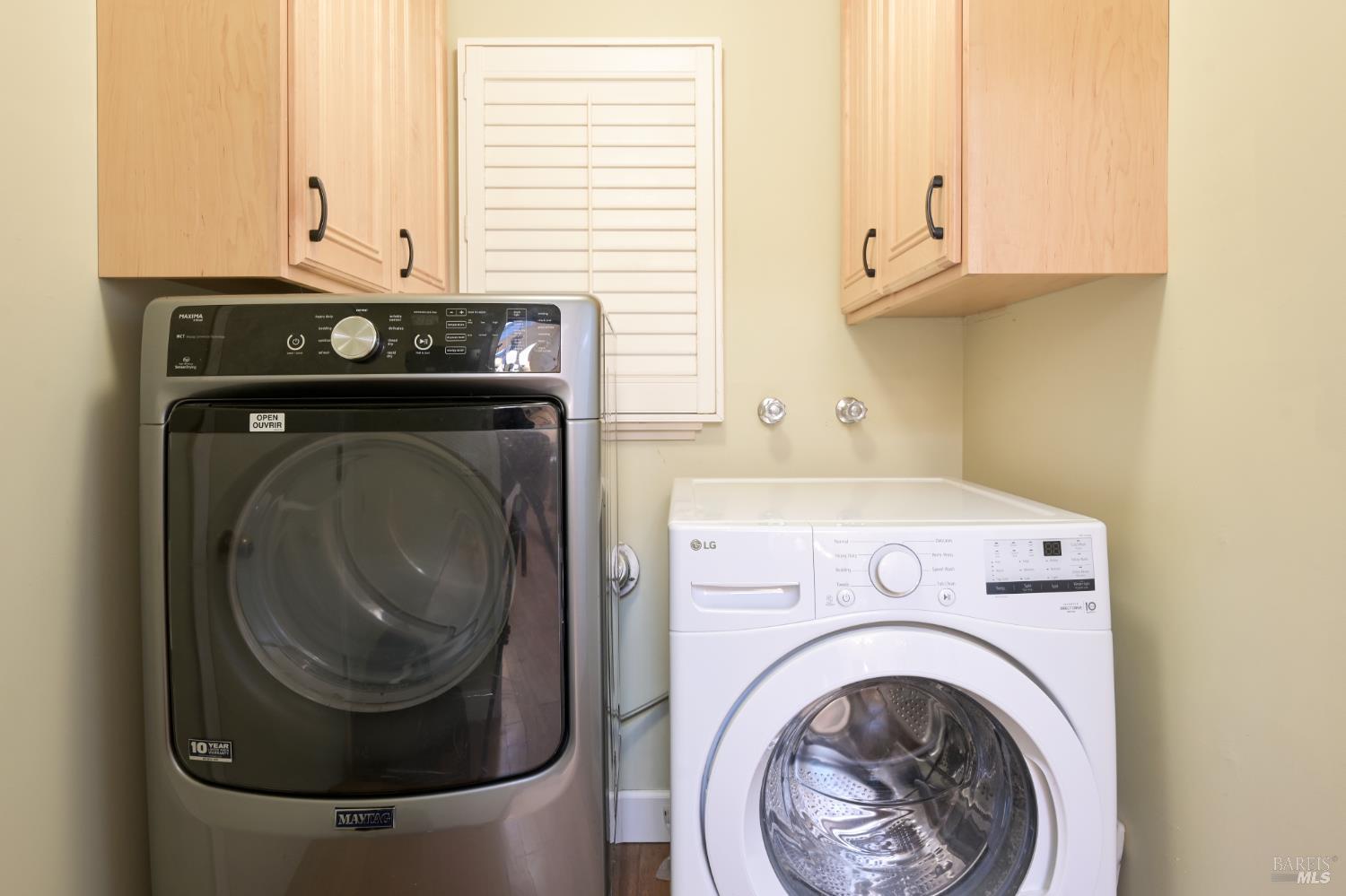 San Rafael, California, 94901, United States, 3 Bedrooms Bedrooms, ,3 BathroomsBathrooms,Residential,For Sale,2002955