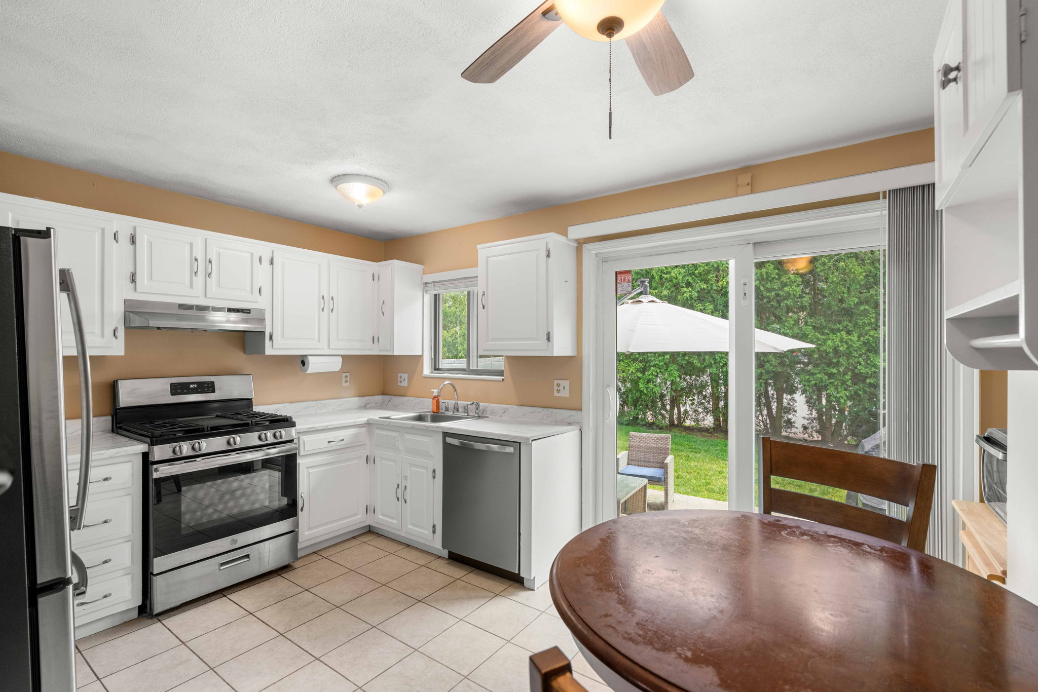  149 Farrwood Drive, Haverhill, MA, 01835 - 物件實景