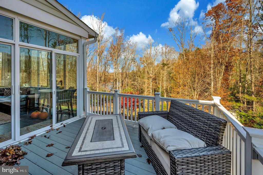 Fredericksburg, Virginia, 22406, United States, 5 Bedrooms Bedrooms, ,6 BathroomsBathrooms,Residential,For Sale,1981857