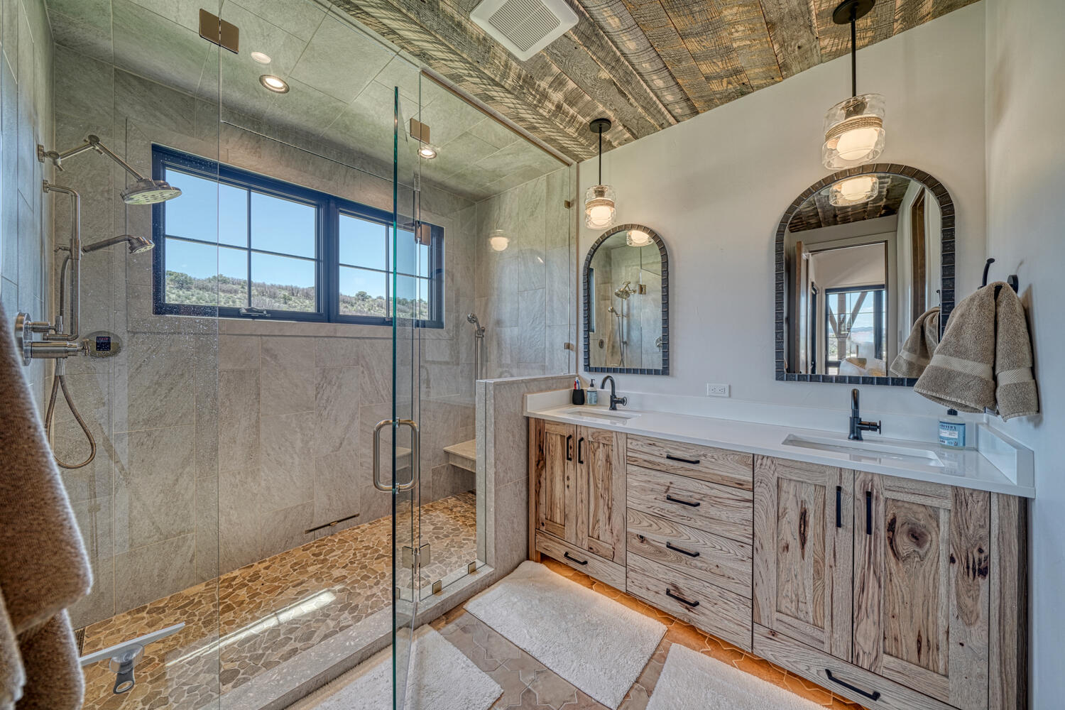 Cotopaxi, Colorado, 81223, United States, 6 Bedrooms Bedrooms, ,3 BathroomsBathrooms,Residential,For Sale,1973749