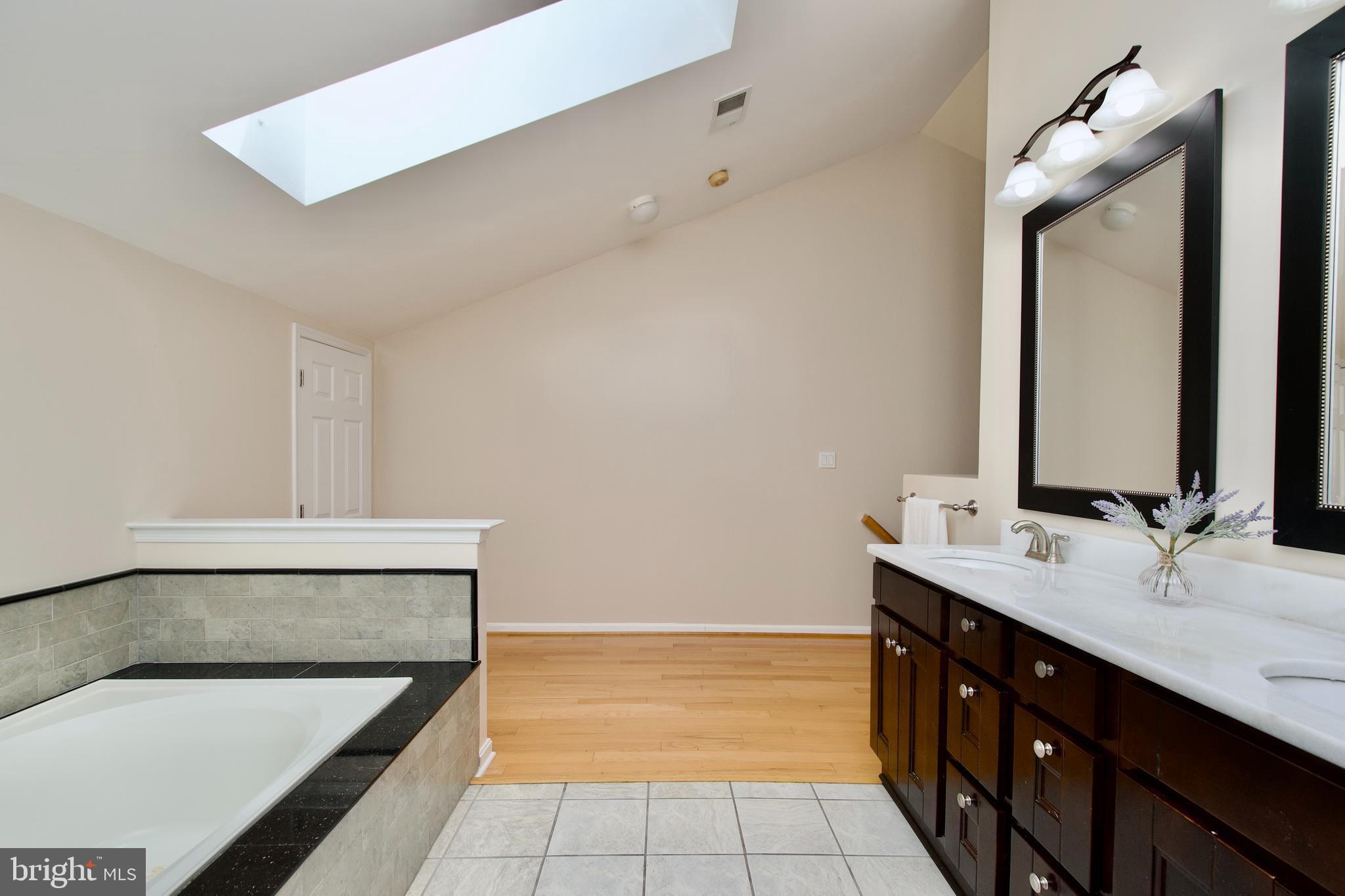 Silver Spring, Maryland, 20902, United States, 3 Bedrooms Bedrooms, ,3 BathroomsBathrooms,Residential,For Sale,1916532