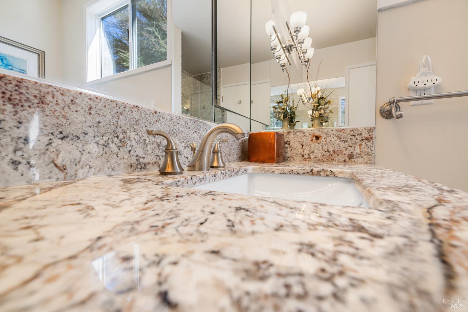 Santa Rosa, California, 95409, United States, 3 Bedrooms Bedrooms, ,2 BathroomsBathrooms,Residential,For Sale,1982534