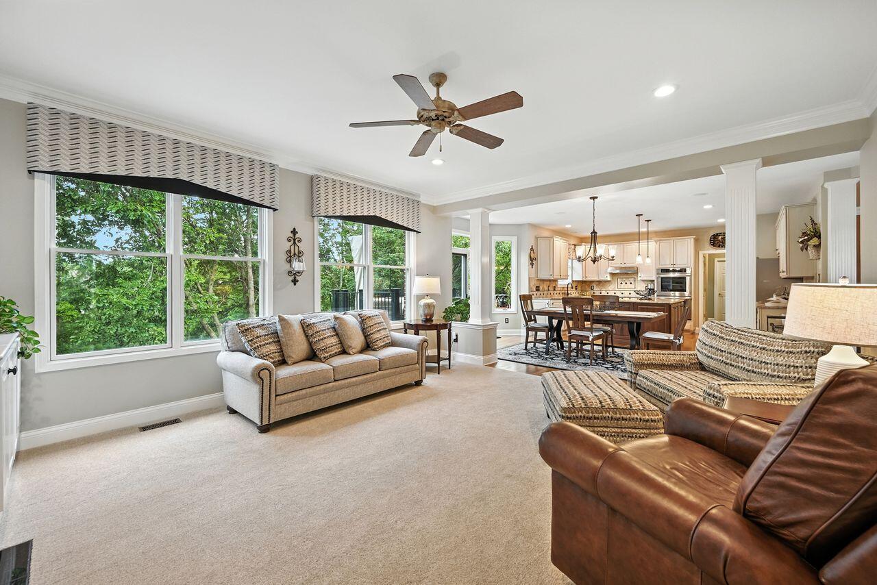 Union, Kentucky, 41091, United States, 4 Bedrooms Bedrooms, ,5 BathroomsBathrooms,Residential,For Sale,1961010