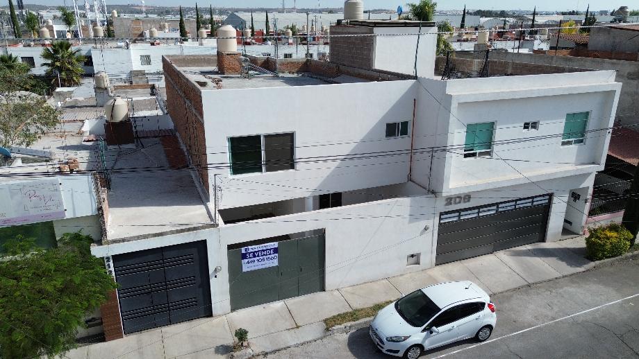 Paseos de Valladolid, Jesús María, Aguascalientes, 20997, Mexico, 4 Bedrooms Bedrooms, ,3 BathroomsBathrooms,Residential,For Sale,Paseos de Valladolid,1671825