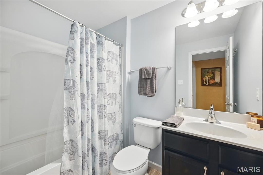 St Charles, Missouri, 63301, United States, 4 Bedrooms Bedrooms, ,3 BathroomsBathrooms,Residential,For Sale,1997020