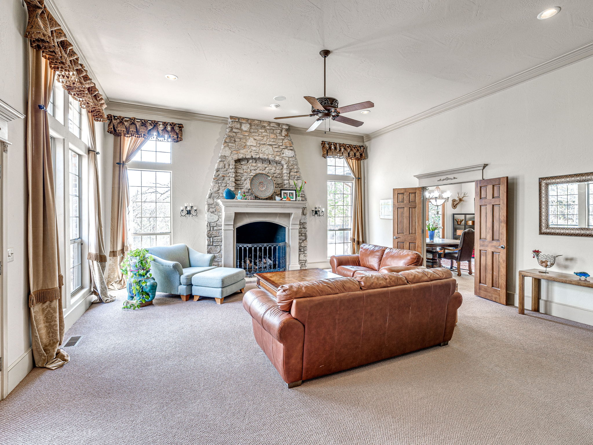 Edmond, Oklahoma, 73003, United States, 3 Bedrooms Bedrooms, ,3 BathroomsBathrooms,Residential,For Sale,1907652