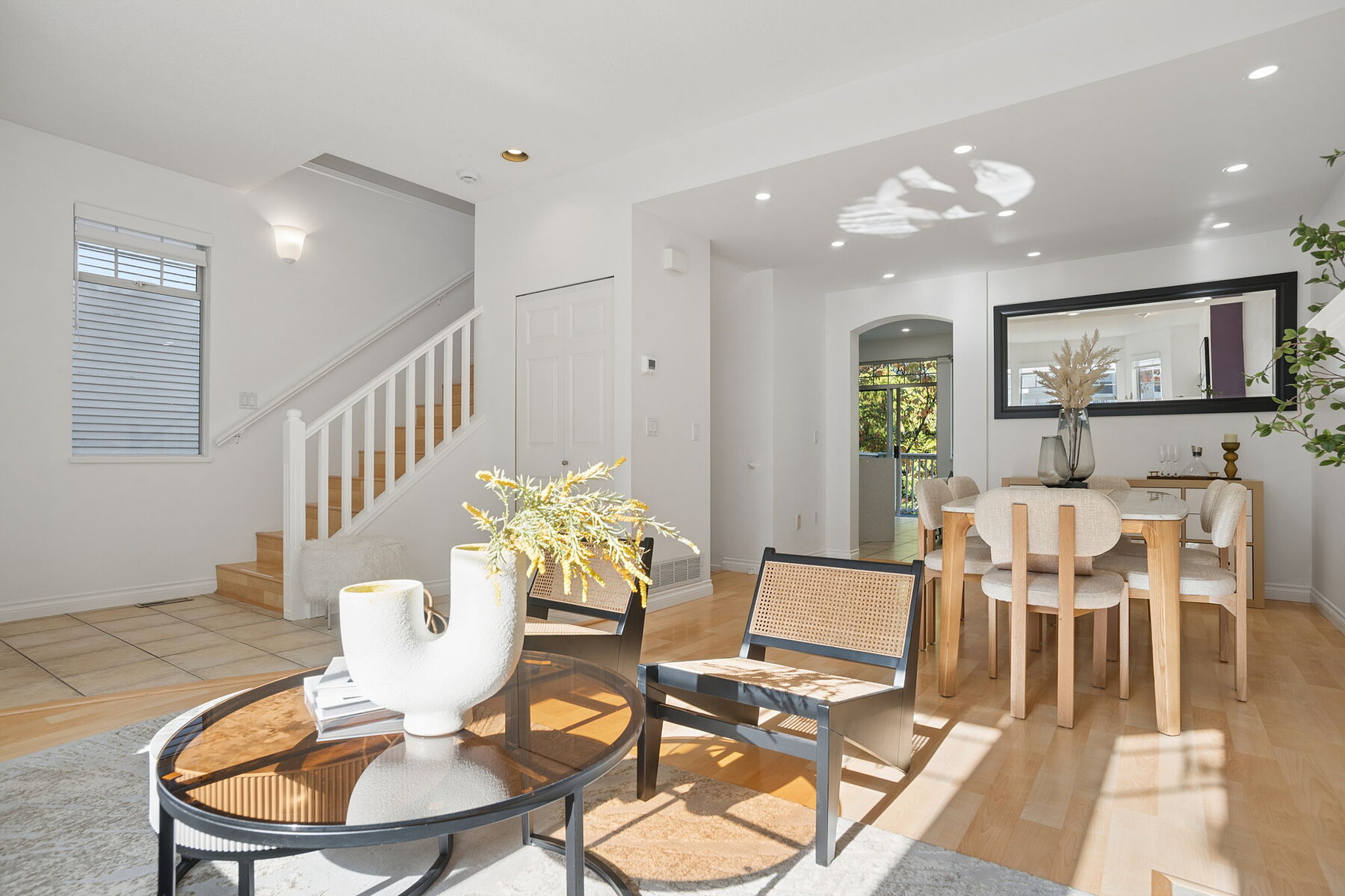  Bright Corner Townhome - 物件實景
