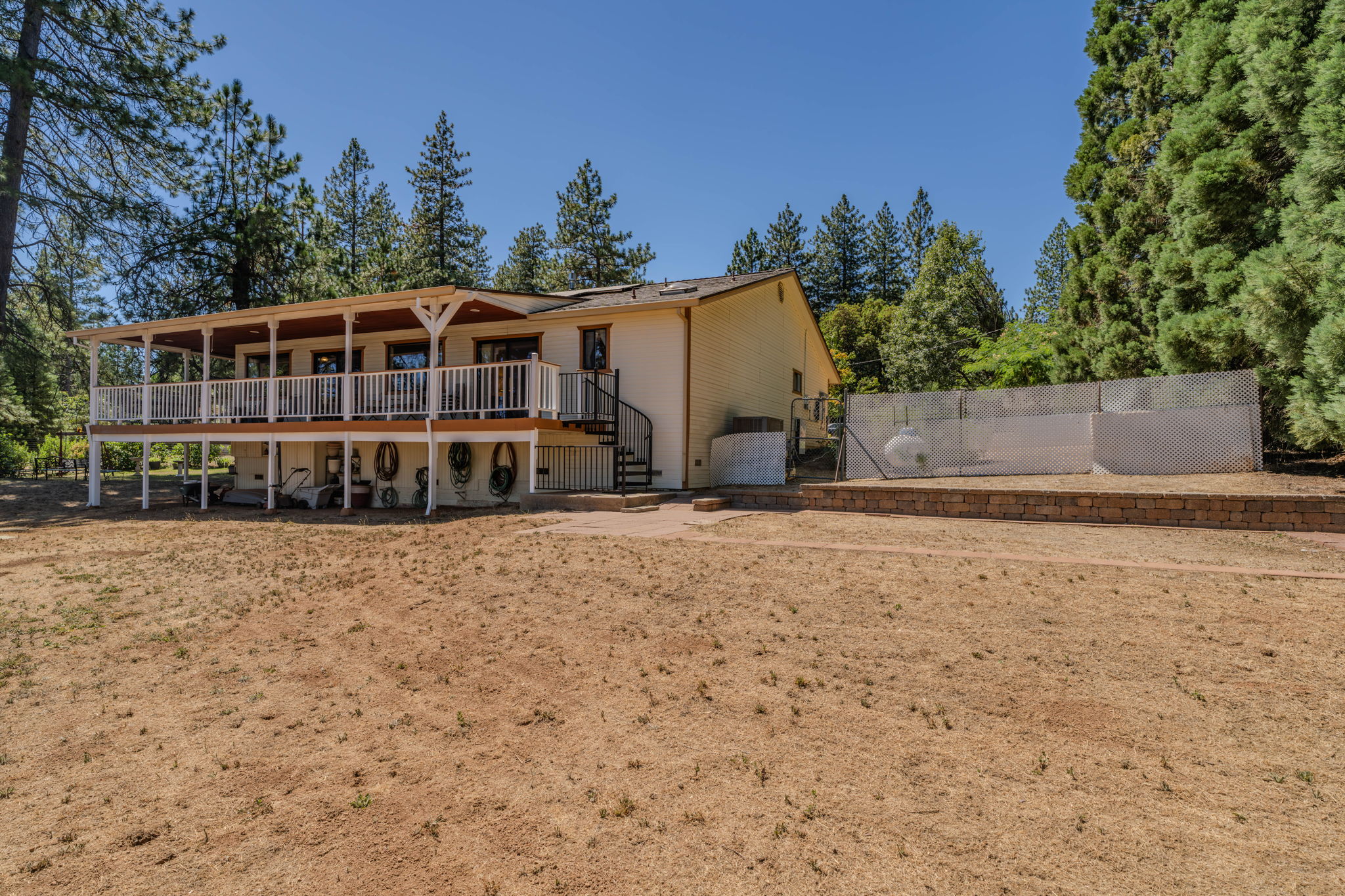  Panoramic Blue Mountain Views on One Usable Acre - 物件實景