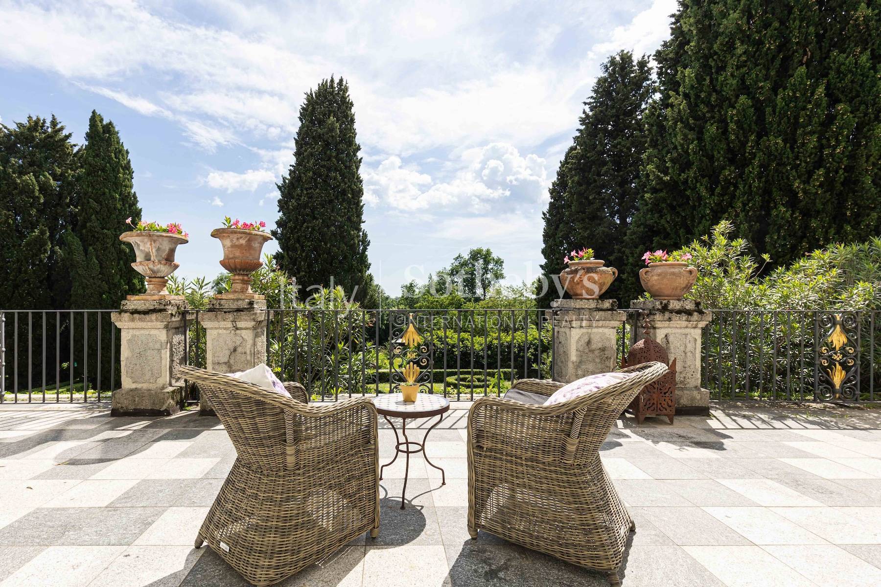 Charming mansion overlooking the Italian garden - 物件實景