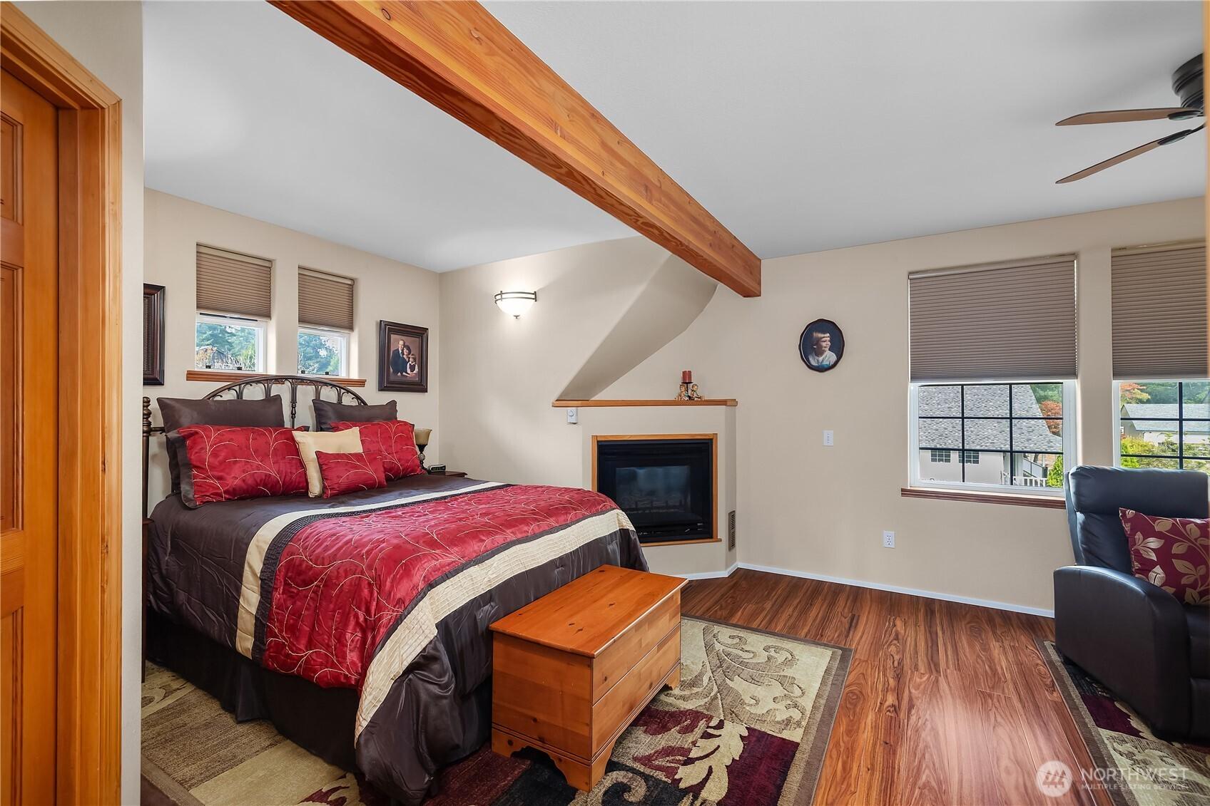SHELTON, Washington, 98584, United States, 4 Bedrooms Bedrooms, ,4 BathroomsBathrooms,Residential,For Sale,1947710