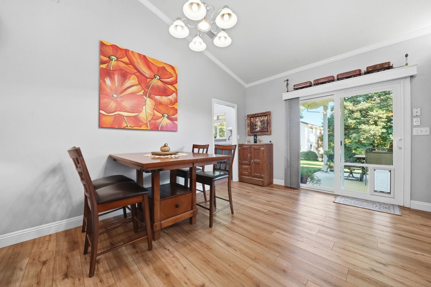 Valley Springs, California, 95252, United States, 3 Bedrooms Bedrooms, ,2 BathroomsBathrooms,Residential,For Sale,1981234