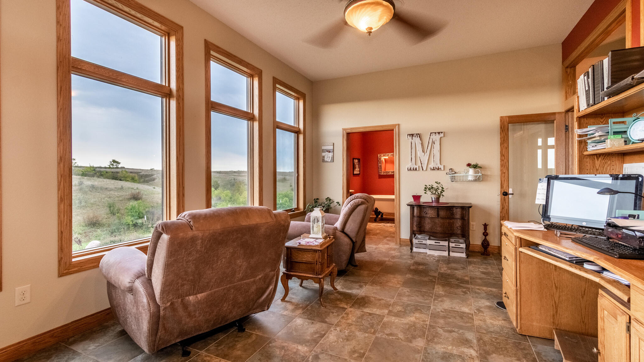 Beulah, North Dakota, 58523, United States, 4 Bedrooms Bedrooms, ,3 BathroomsBathrooms,Residential,For Sale,1780571