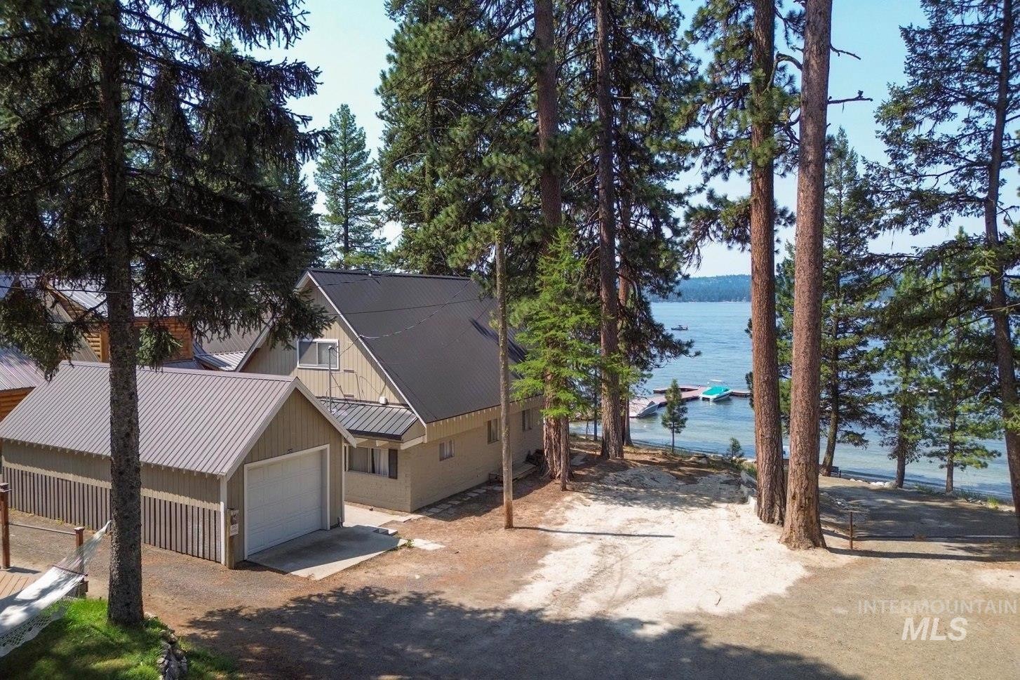 McCall, Idaho, 83638, United States, 4 Bedrooms Bedrooms, ,2 BathroomsBathrooms,Residential,For Sale,1982729