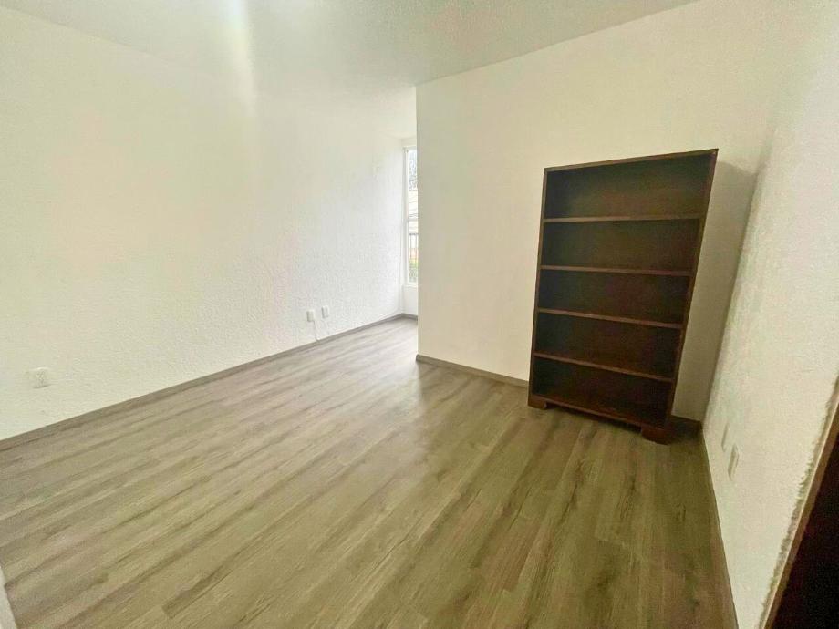 Naucalpan de Juárez, Estado de méxico, 53115, Mexico, 6 Bedrooms Bedrooms, ,5 BathroomsBathrooms,Residential,For Sale,1939413