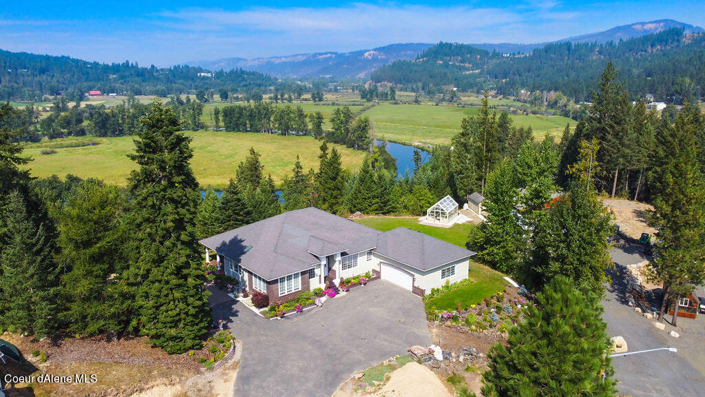 St. Maries, Idaho, 83861, United States, 3 Bedrooms Bedrooms, ,3 BathroomsBathrooms,Residential,For Sale,1923080