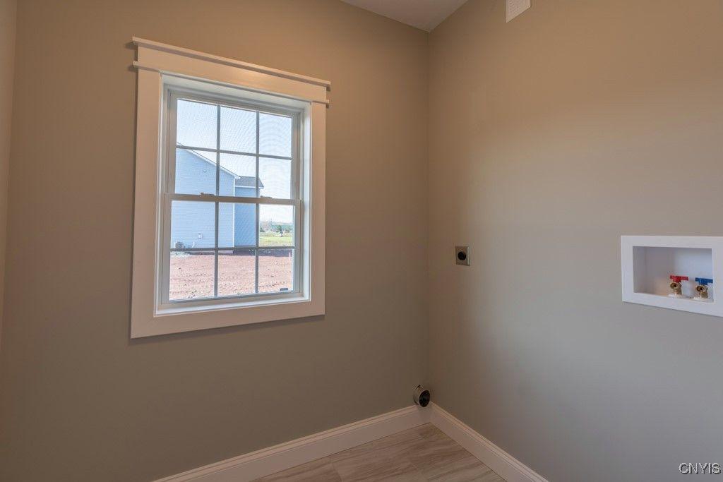 Baldwinsville, New York, 13027, United States, 2 Bedrooms Bedrooms, ,2 BathroomsBathrooms,Residential,For Sale,1868544