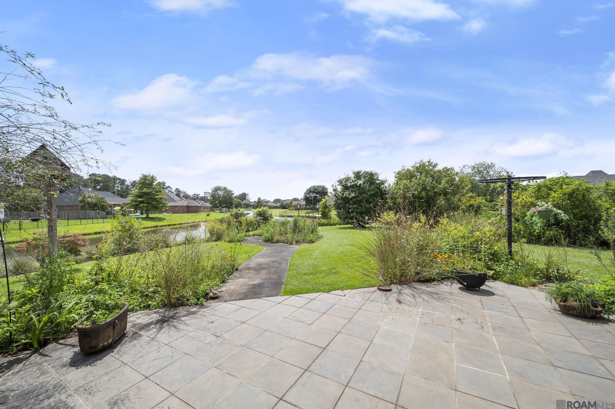 Central, Louisiana, 70739, United States, 4 Bedrooms Bedrooms, ,3 BathroomsBathrooms,Residential,For Sale,1976981