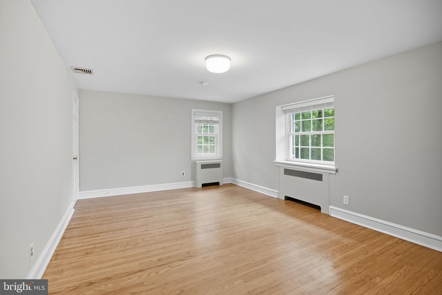 Wyncote, Pennsylvania, 19095, United States, 4 Bedrooms Bedrooms, ,5 BathroomsBathrooms,Residential,For Sale,1950829