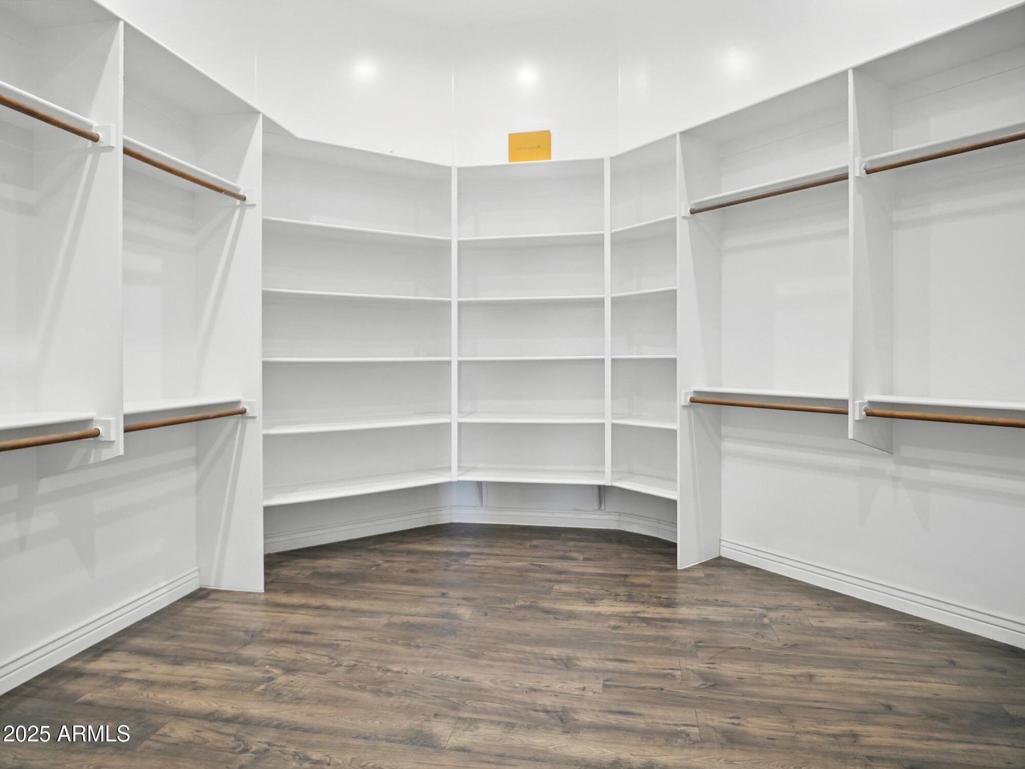 Chandler, Arizona, 85249, United States, 7 Bedrooms Bedrooms, ,8 BathroomsBathrooms,Residential,For Sale,1986072