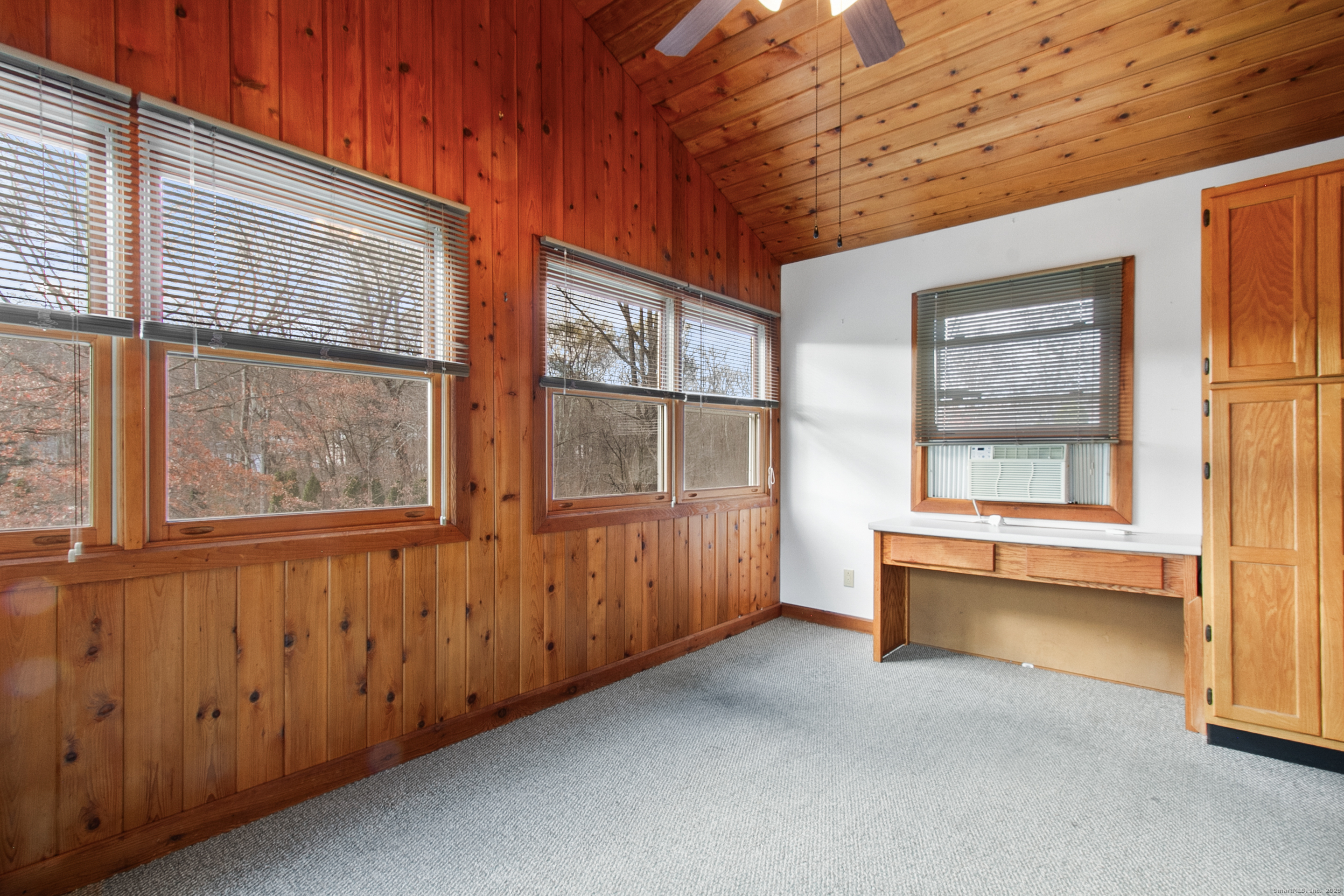 New Fairfield, Connecticut, 06812, United States, 3 Bedrooms Bedrooms, ,3 BathroomsBathrooms,Residential,For Sale,1997532