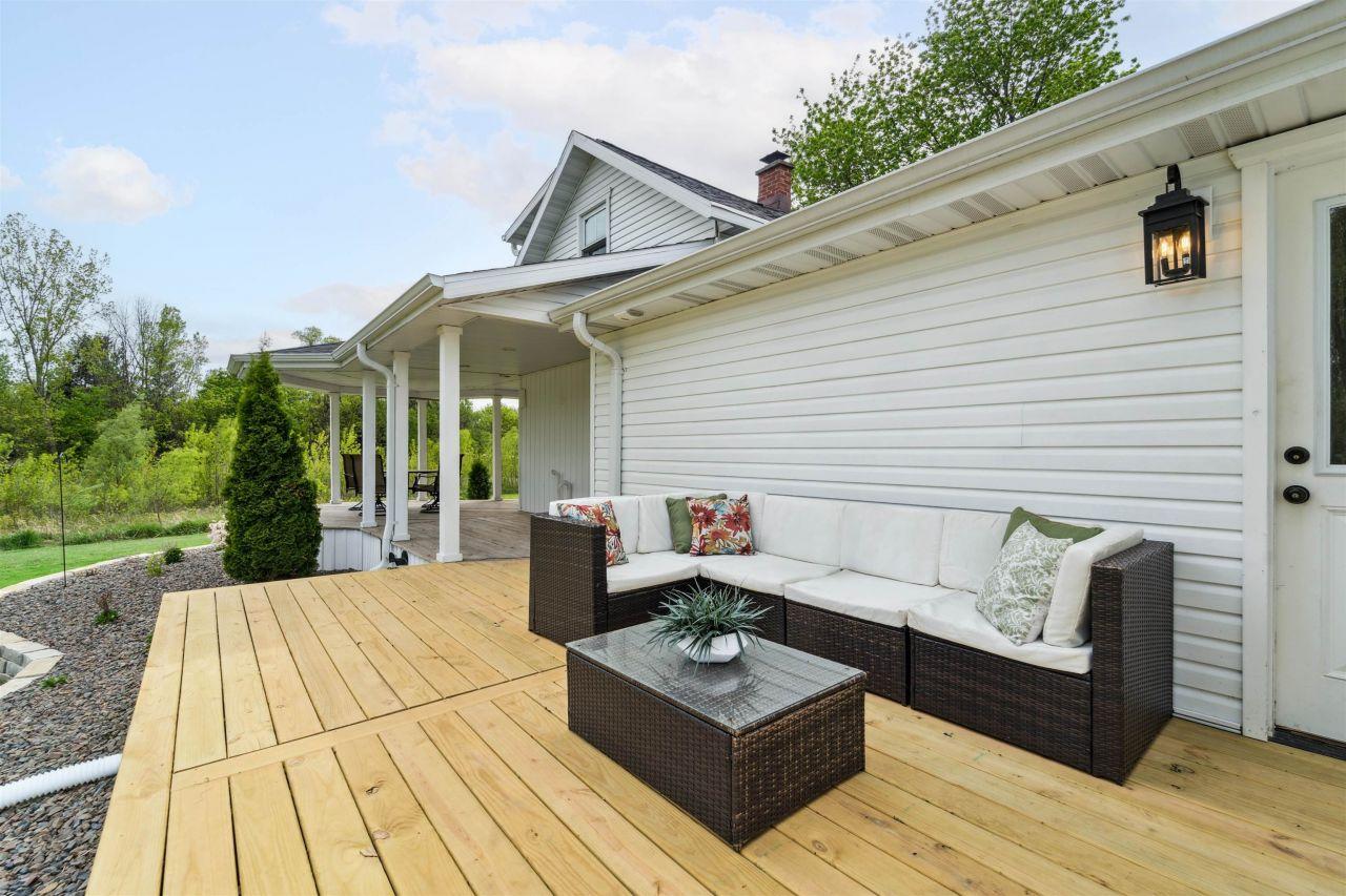 APPLETON, Wisconsin, 54913, United States, 3 Bedrooms Bedrooms, ,2 BathroomsBathrooms,Residential,For Sale,1827484
