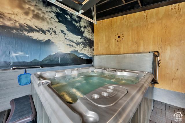 Salt Lake City, Utah, 84124, United States, 4 Bedrooms Bedrooms, ,4 BathroomsBathrooms,Residential,For Sale,1982621