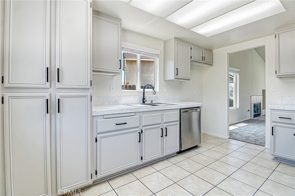 19364 Summerwind Trail, Perris, California, 92570, United States, 4 Bedrooms Bedrooms, ,2 BathroomsBathrooms,Residential,For Sale,19364 Summerwind Trail,1618757