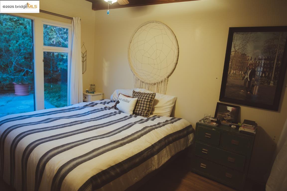 Oakland, California, 94611, United States, 2 Bedrooms Bedrooms, ,1 BathroomBathrooms,Residential,For Sale,1803995