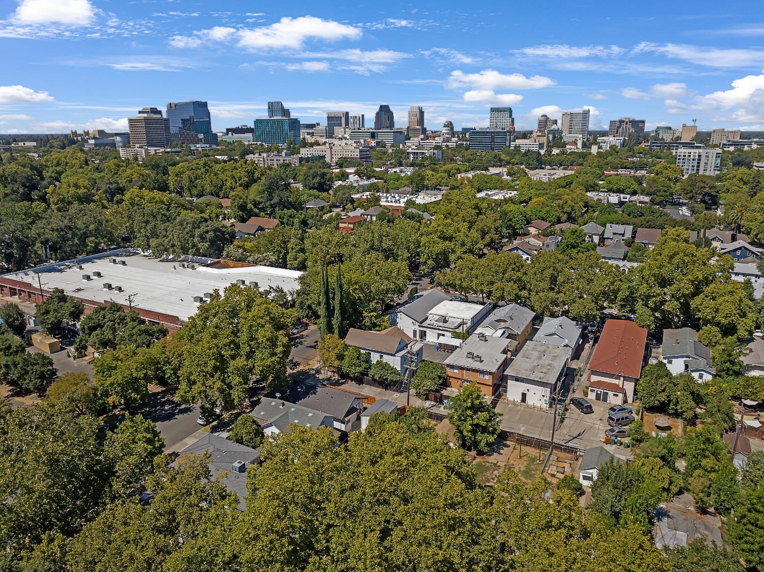 Sacramento, California, 95818, United States, 2 Bedrooms Bedrooms, ,1 BathroomBathrooms,Residential,For Sale,1975469