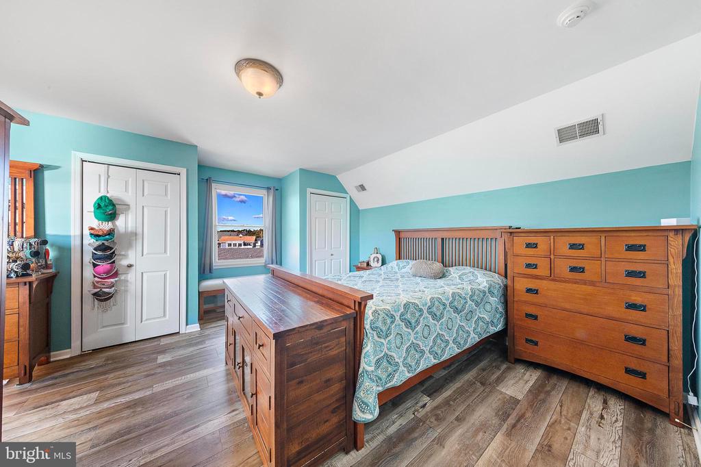 Little Egg Harbor Twp, New Jersey, 08087, United States, 4 Bedrooms Bedrooms, ,2 BathroomsBathrooms,Residential,For Sale,1989934