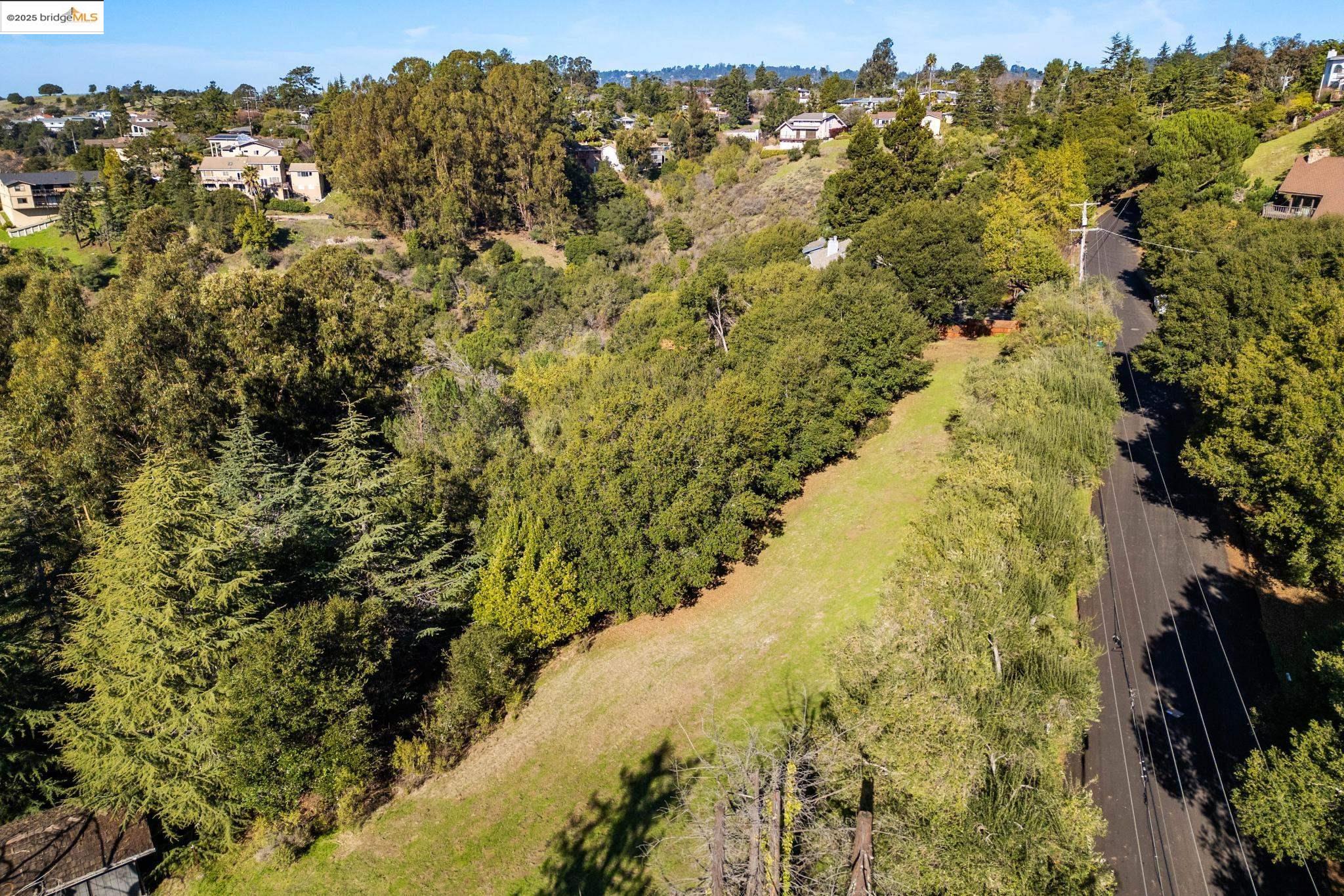 Oakland, California, 94605, United States, ,Land,For Sale,1906465