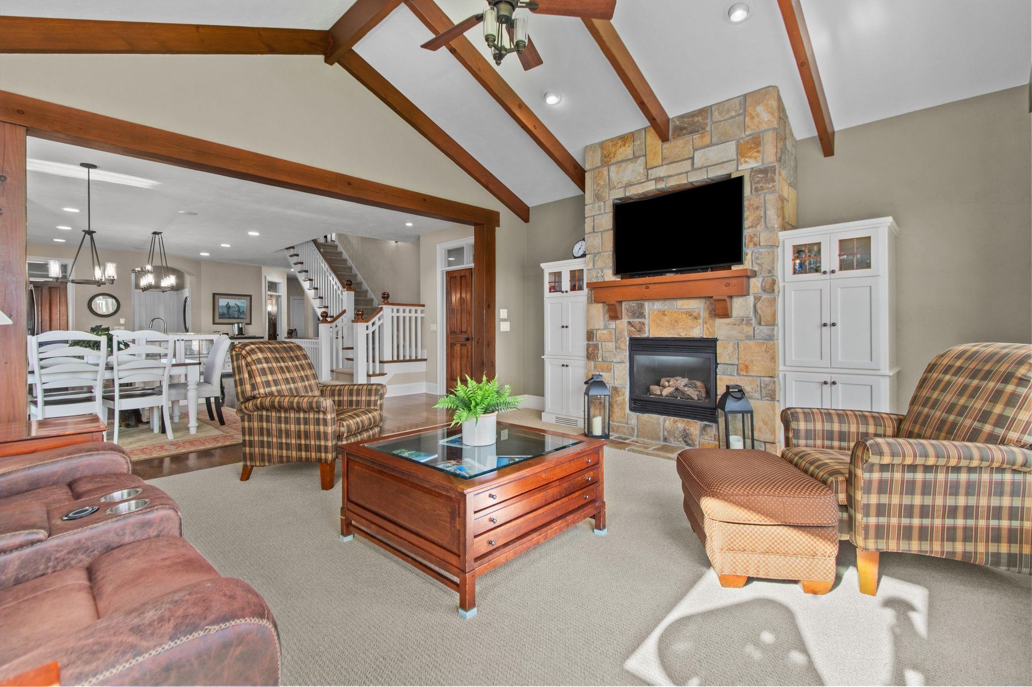 APPLETON, Wisconsin, 54913, United States, 3 Bedrooms Bedrooms, ,3 BathroomsBathrooms,Residential,For Sale,1987734