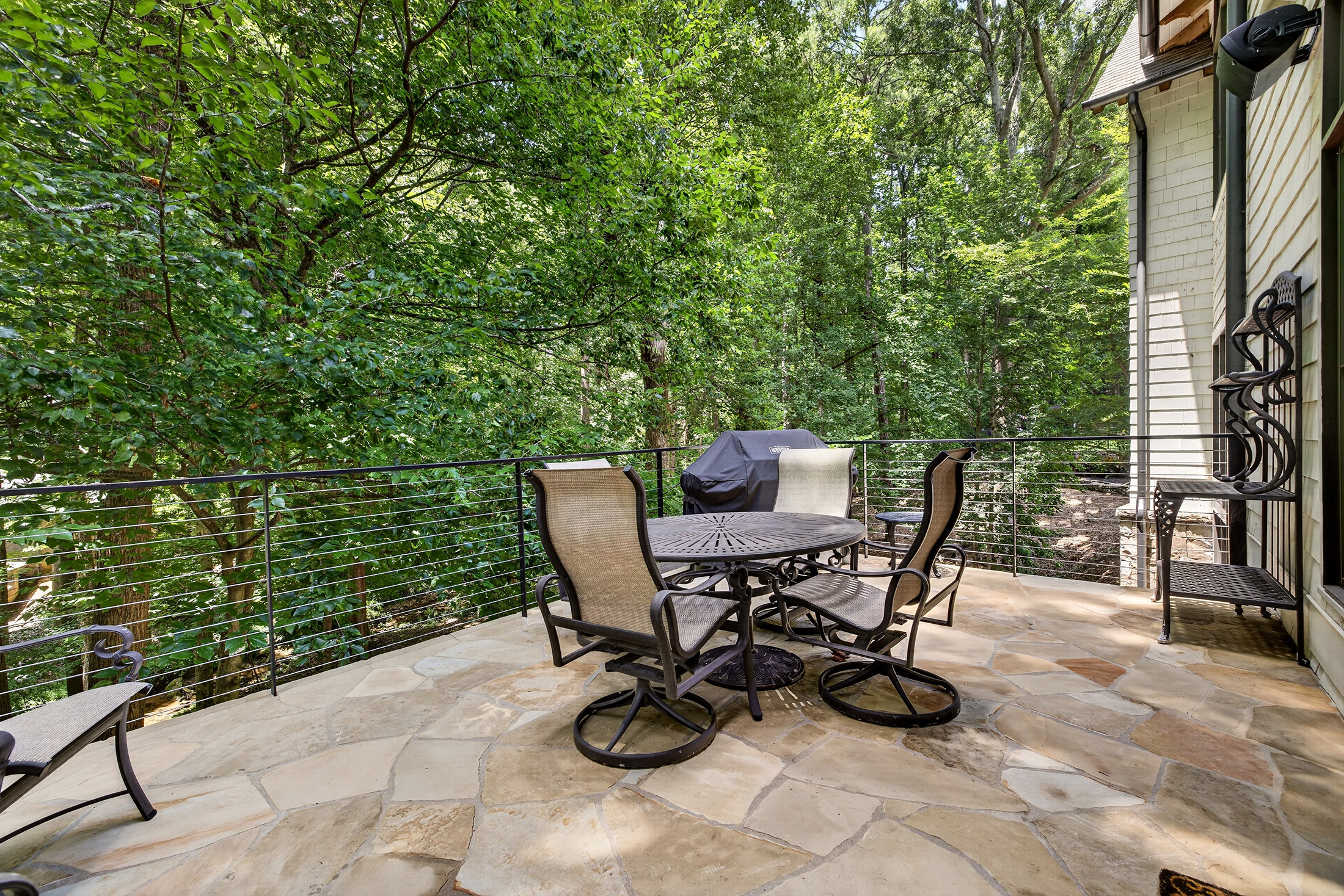 Exceptional Custom Residence Nestled on Private Wooded Lot in Chastain Park - 物件實景