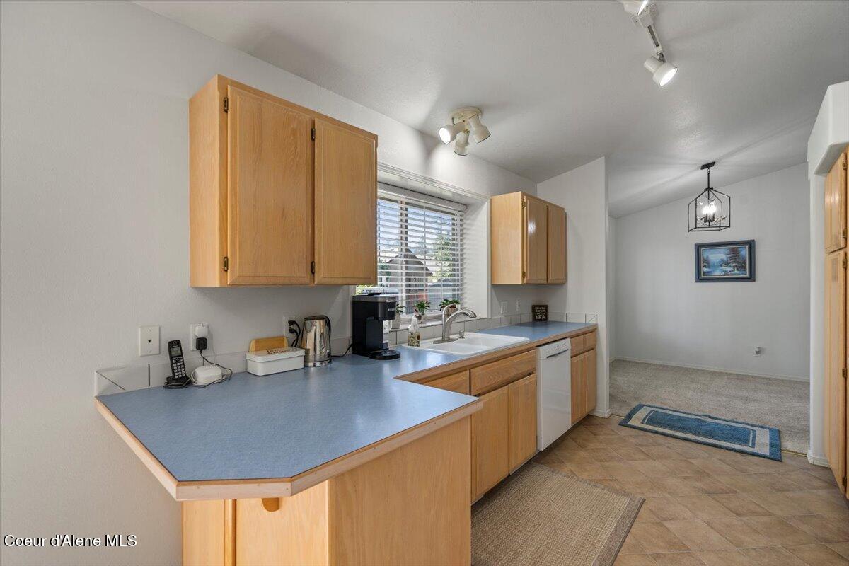 Post Falls, Idaho, 83854, United States, 3 Bedrooms Bedrooms, ,Residential,For Sale,1927381