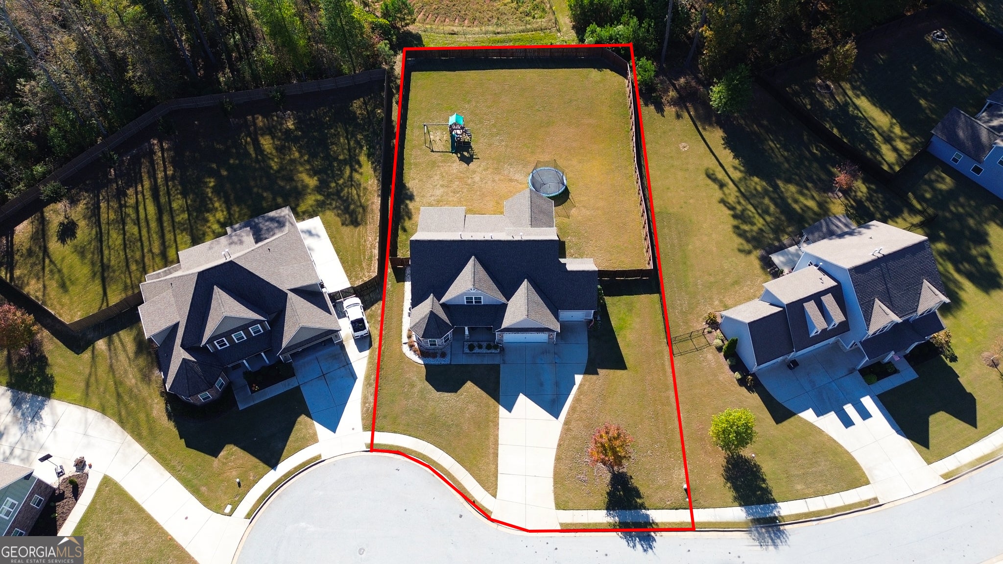 Senoia, Georgia, 30276, United States, 4 Bedrooms Bedrooms, ,3 BathroomsBathrooms,Residential,For Sale,1990817