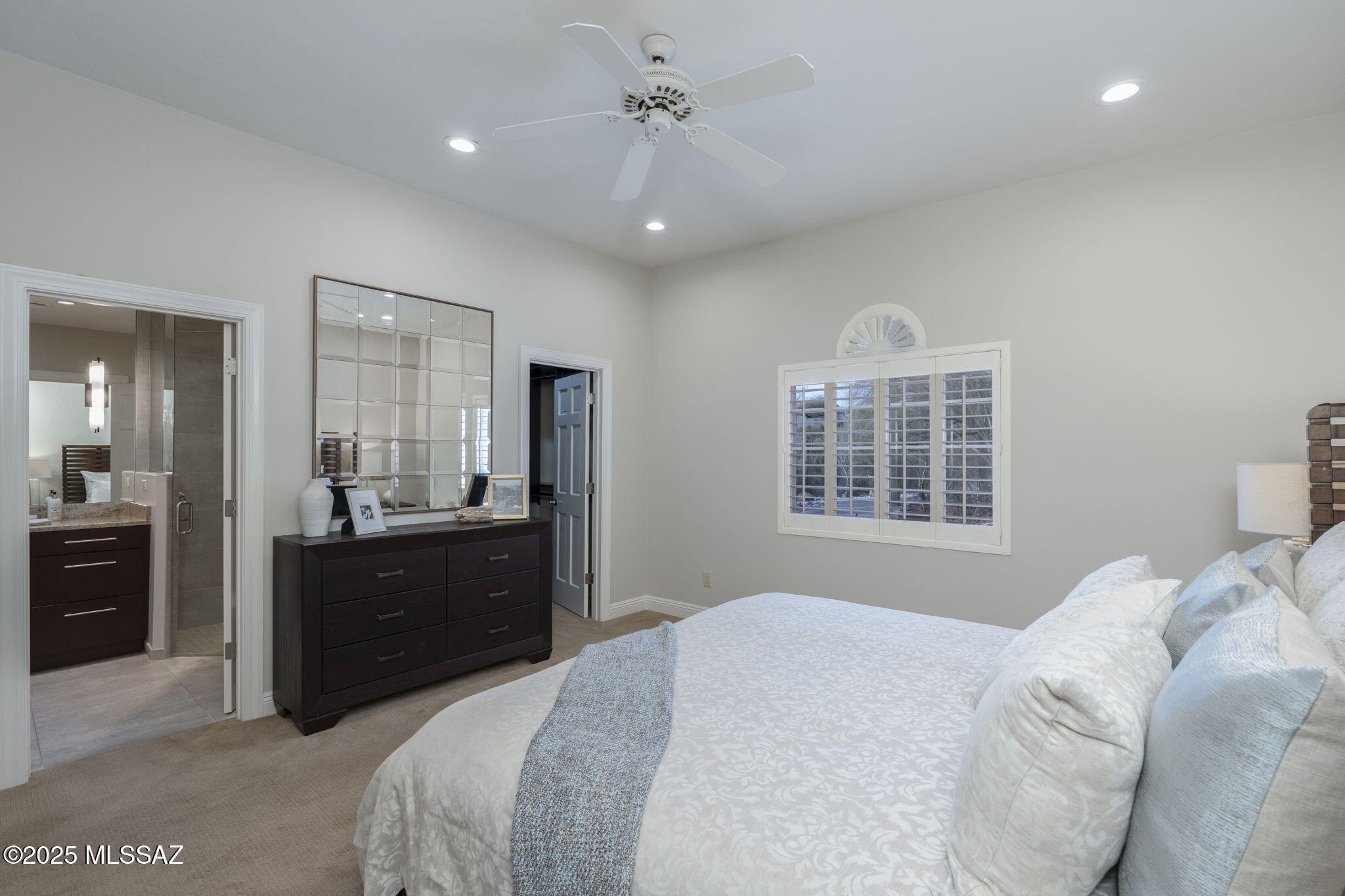 Tucson, Arizona, 85718, United States, 4 Bedrooms Bedrooms, ,4 BathroomsBathrooms,Residential,For Sale,1837380