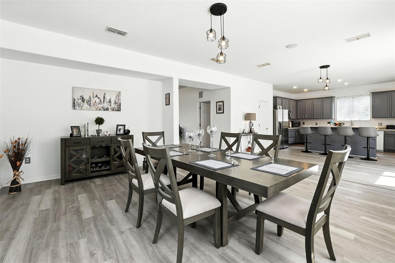 KISSIMMEE, Florida, 34744, United States, 5 Bedrooms Bedrooms, ,5 BathroomsBathrooms,Residential,For Sale,1980331