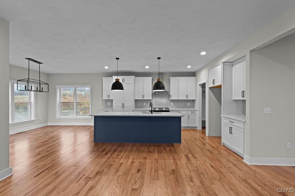 Baldwinsville, New York, 13027, United States, 3 Bedrooms Bedrooms, ,3 BathroomsBathrooms,Residential,For Sale,1745738