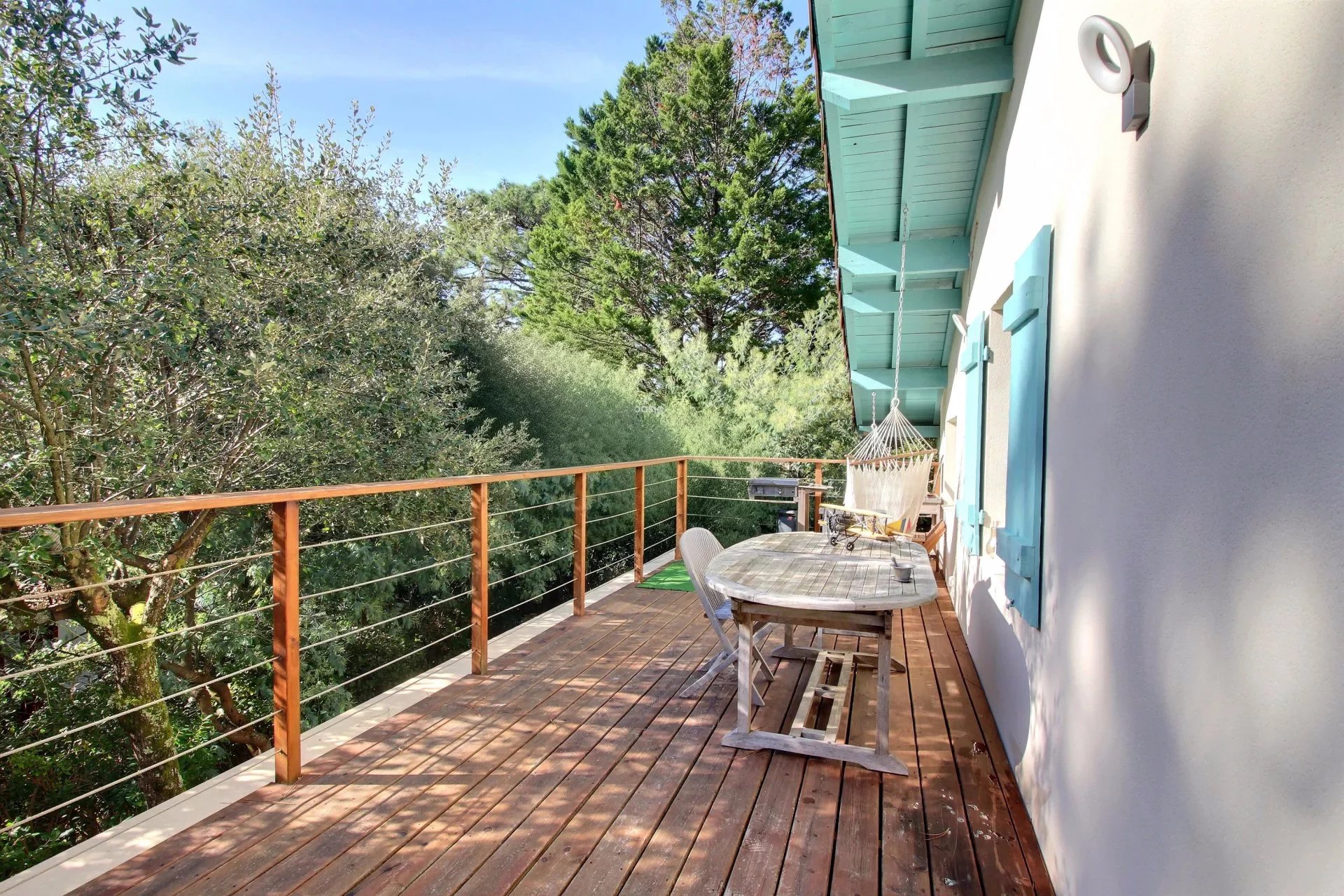 Arcachon, New Aquitaine, 33120, FR, 4 Bedrooms Bedrooms, ,2 BathroomsBathrooms,Residential,For Sale,1995549