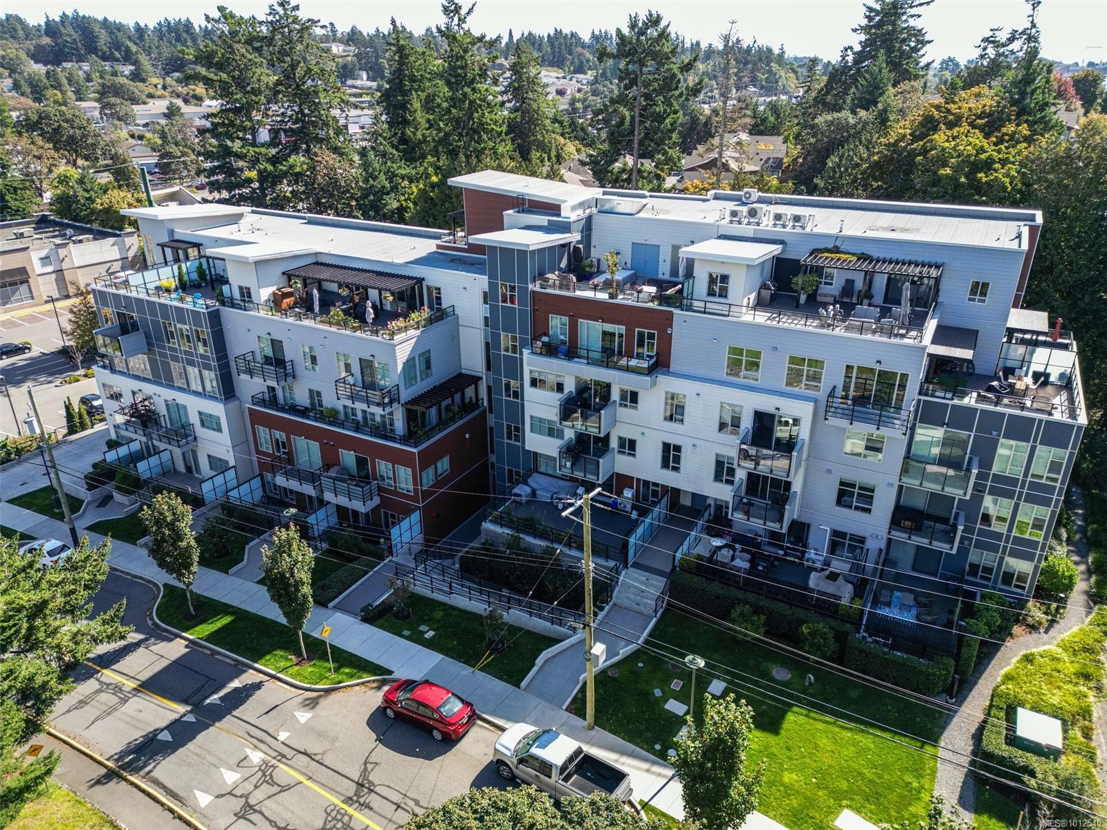 VIEW ROYAL, British Columbia, V9A 2P8, CA, 2 Bedrooms Bedrooms, ,Residential,For Sale,1948032