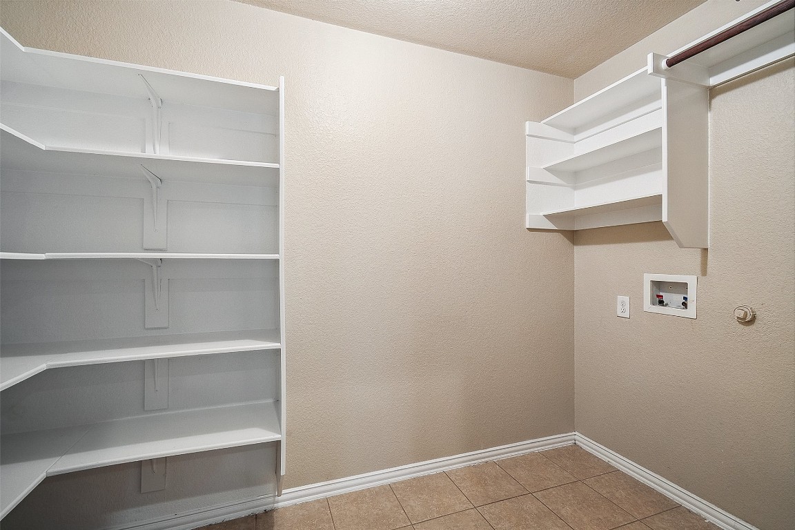 Round Rock, Texas, 78665, United States, 3 Bedrooms Bedrooms, ,2 BathroomsBathrooms,Residential,For Sale,1784859