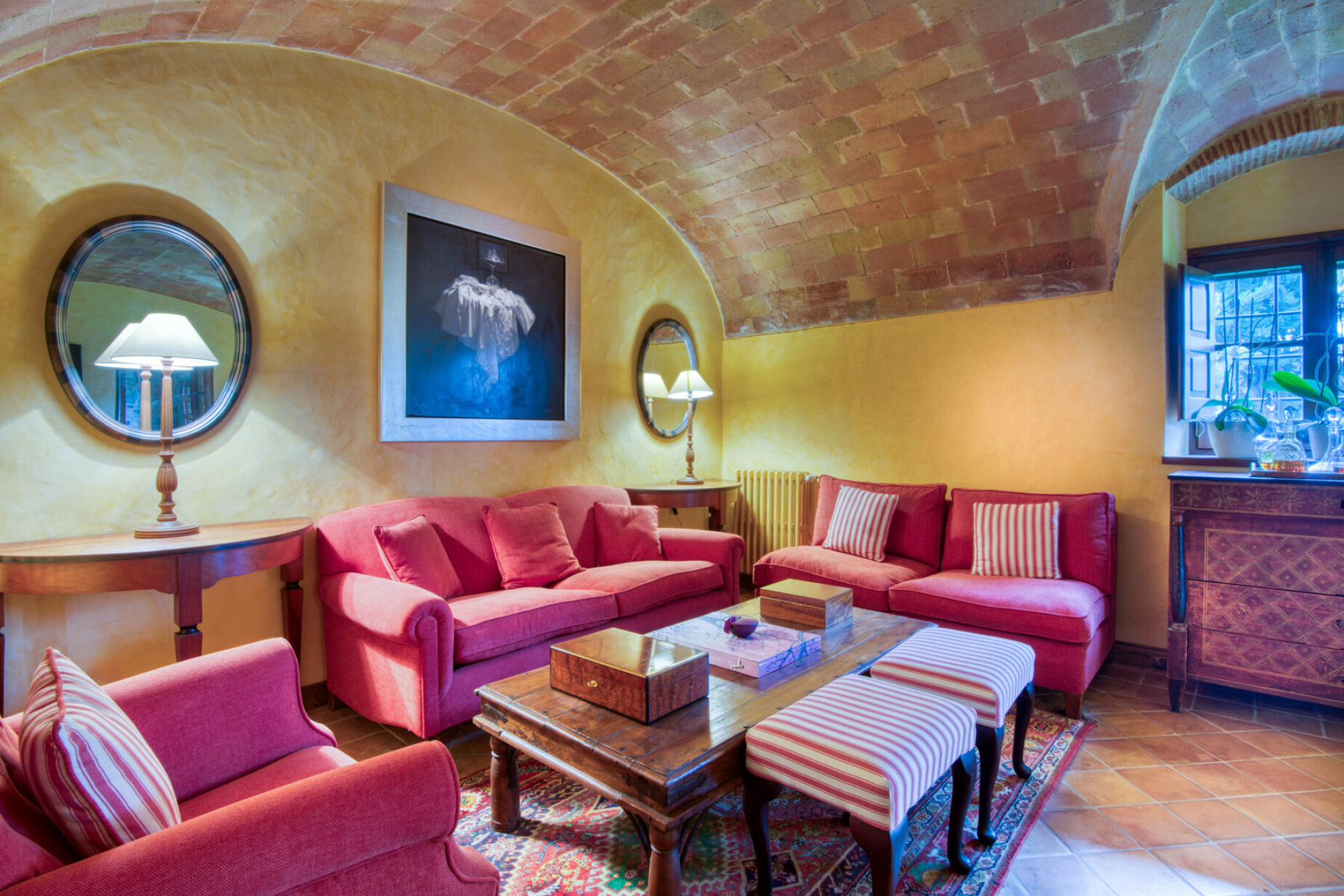  16th century farmhouse restored with charm and modernity in Santa Cristina d