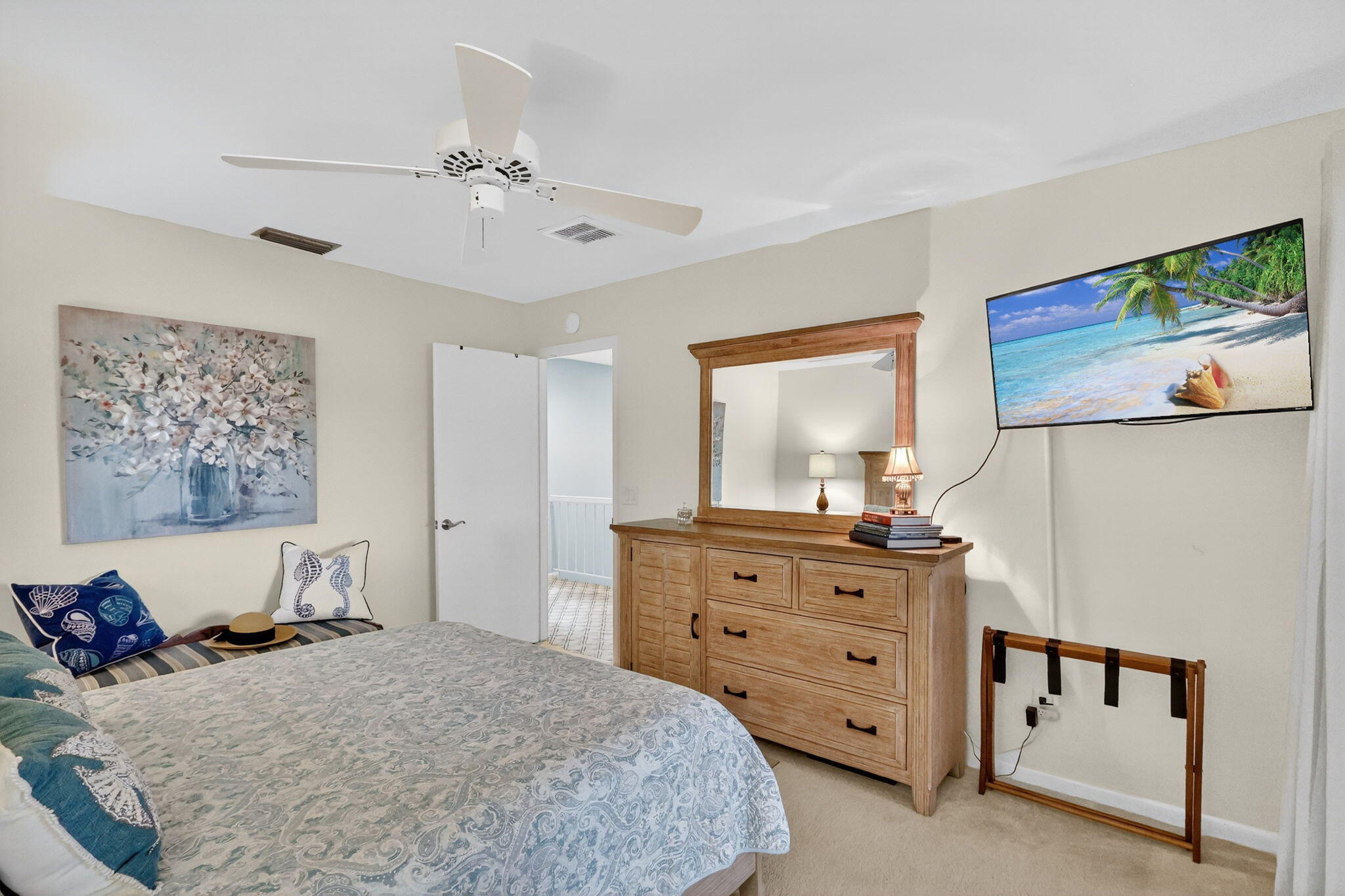 Stuart, Florida, 34997, United States, 3 Bedrooms Bedrooms, ,3 BathroomsBathrooms,Residential,For Sale,1989357