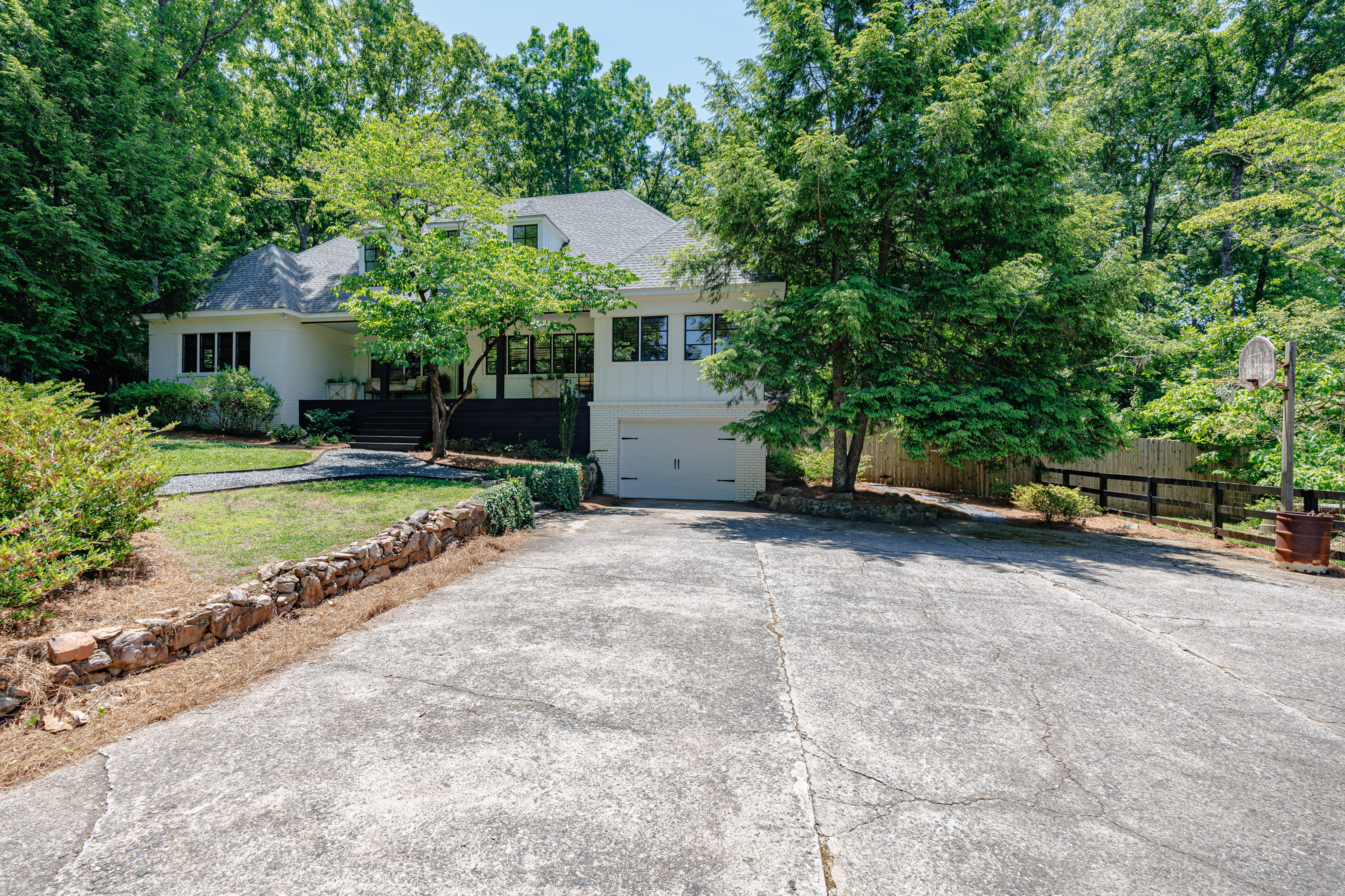  Exceptional Custom-built French Country Estate with Equestrian Amenities - 物件實景