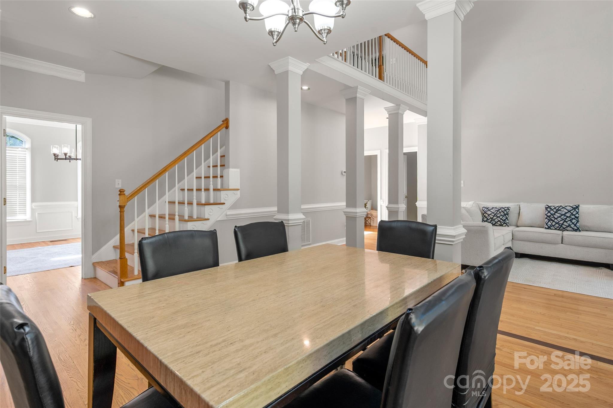 Matthews, North Carolina, 28104, United States, 4 Bedrooms Bedrooms, ,4 BathroomsBathrooms,Residential,For Sale,1989283