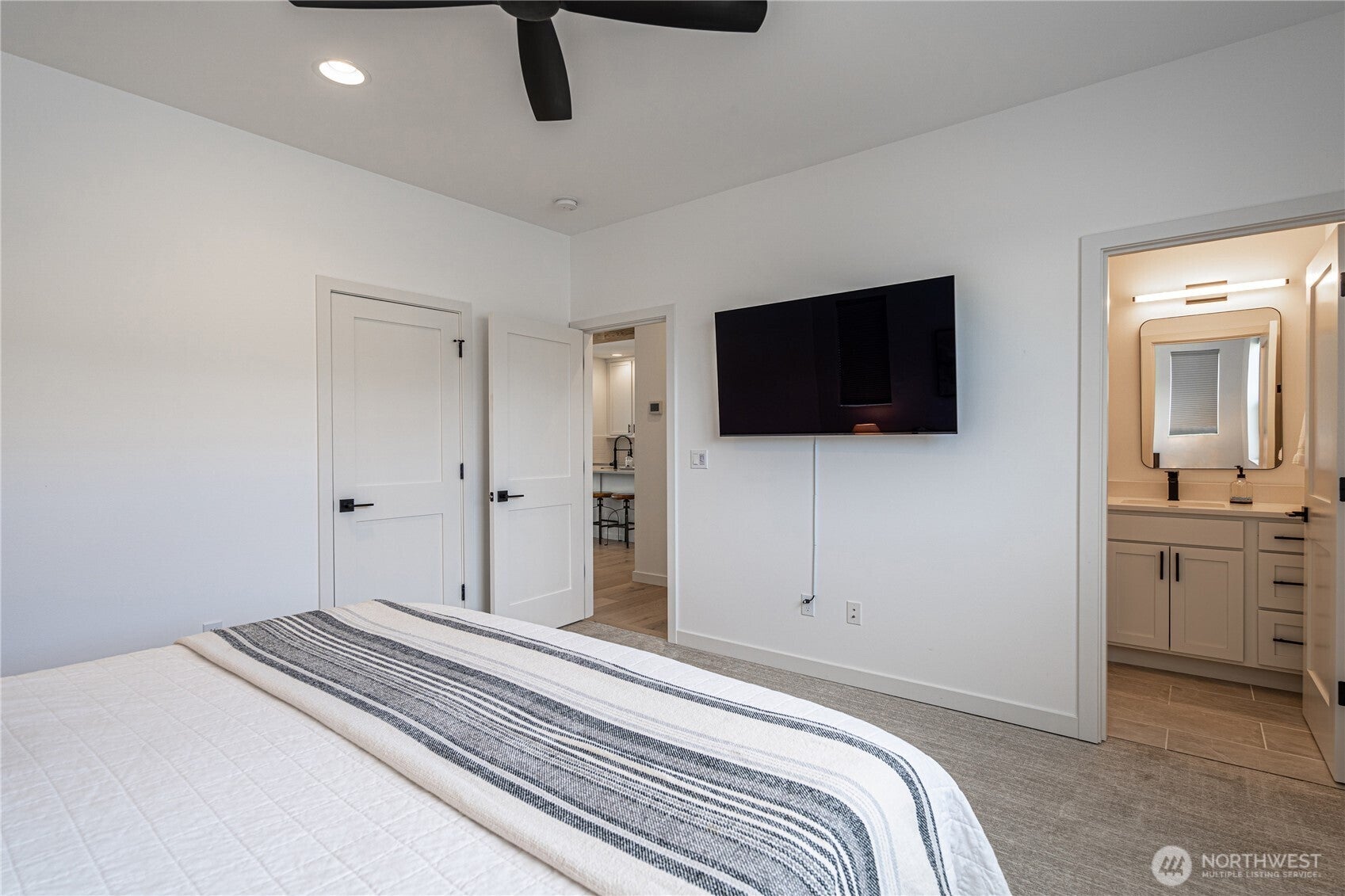 Chelan, Washington, 98816, United States, 4 Bedrooms Bedrooms, ,3 BathroomsBathrooms,Residential,For Sale,1778943