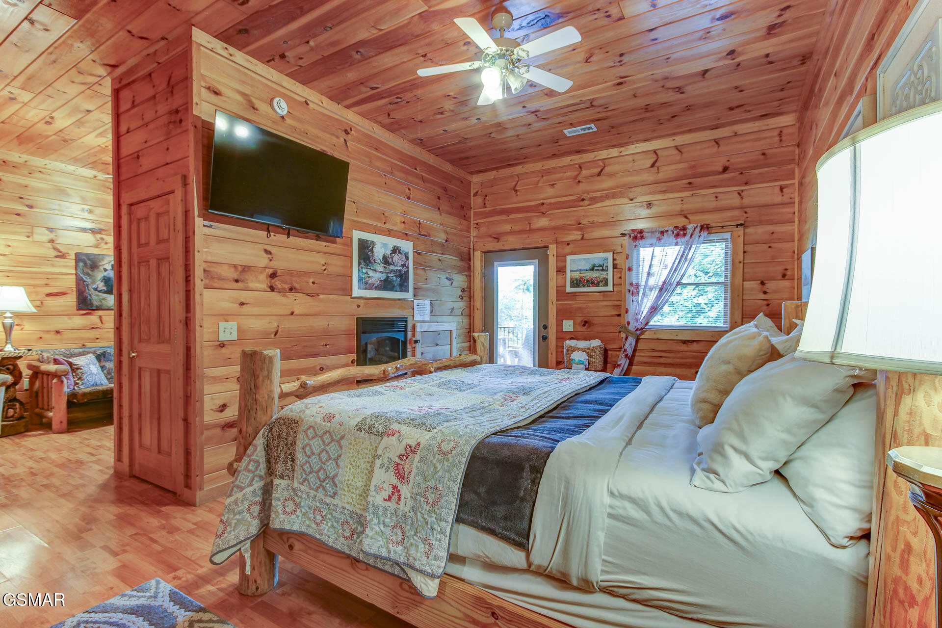Sevierville, Tennessee, 37876, United States, 2 Bedrooms Bedrooms, ,2 BathroomsBathrooms,Residential,For Sale,1873057