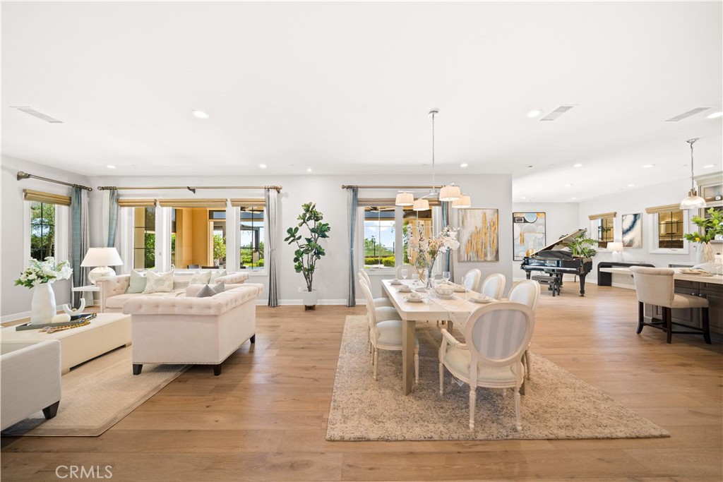 Irvine, California, 92602, United States, 5 Bedrooms Bedrooms, ,6 BathroomsBathrooms,Residential,For Sale,1982881