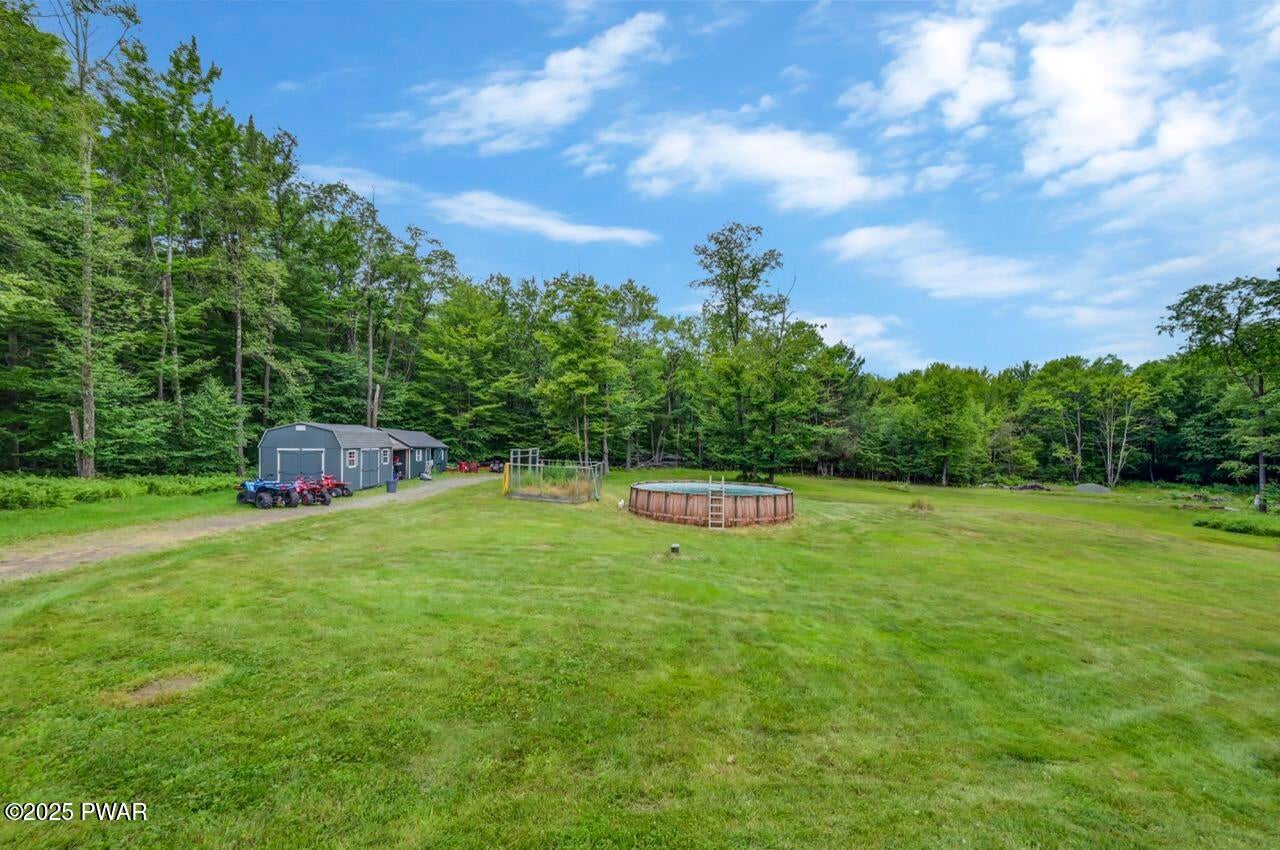 Honesdale, Pennsylvania, 18431, United States, 5 Bedrooms Bedrooms, ,4 BathroomsBathrooms,Residential,For Sale,1973688